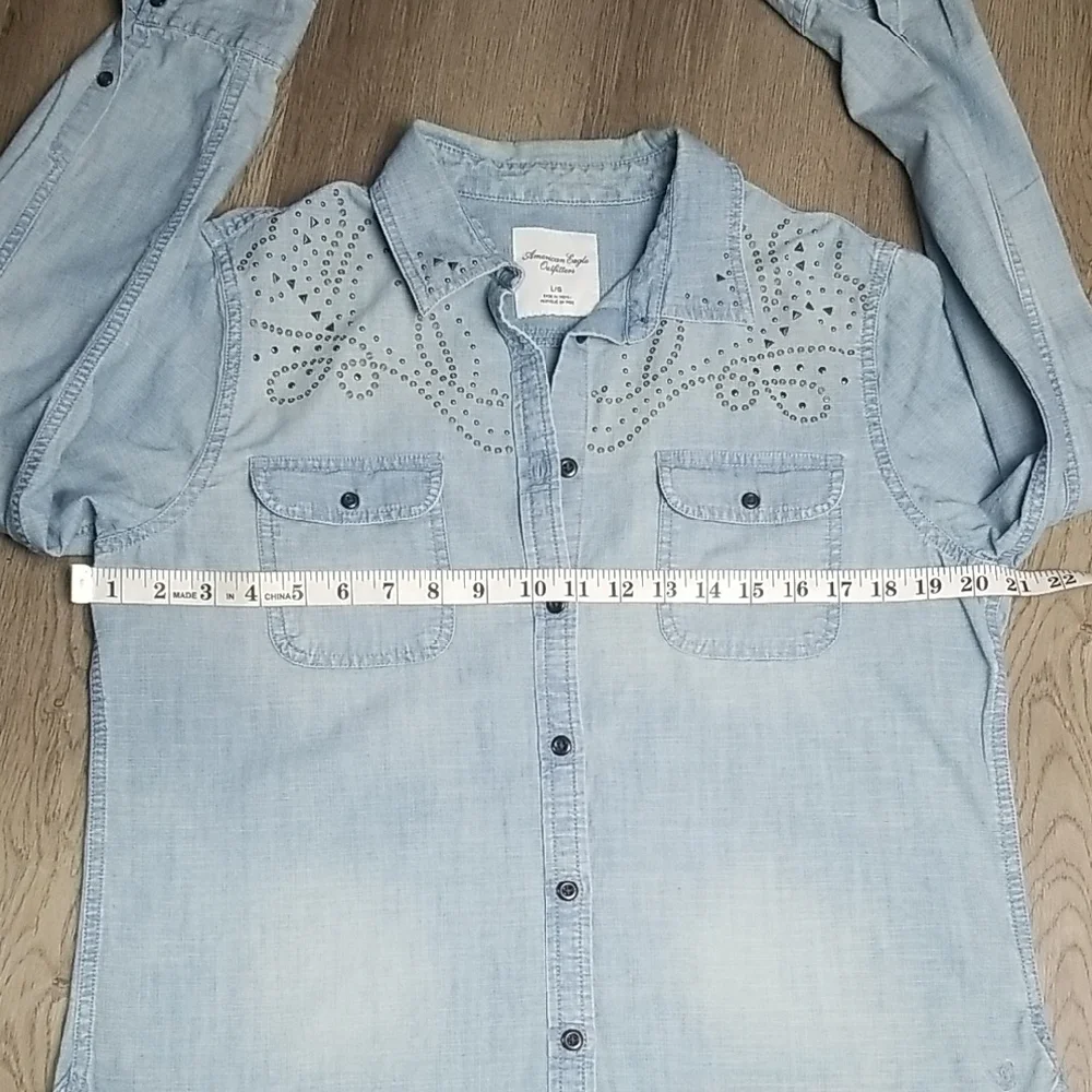 American Eagle Outfitters Chambray Shirt - Picture 8 of 10